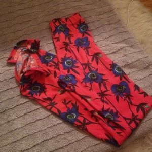 Floral fitted slacks